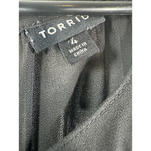 Torrid Black Blouse with Flowy Design - Picture 8 of 9